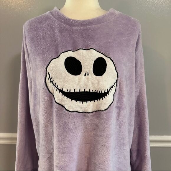 Disney’s night before Christmas purple fuzzy pajama shirt size 2 XL - Picture 2 of 6